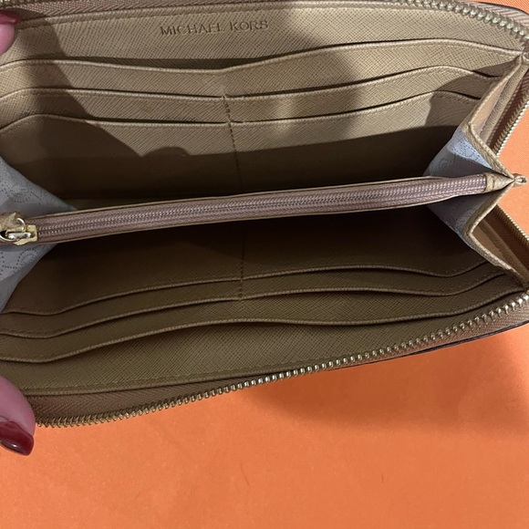 Michael Kors Brown and Black Snake Print Wallet NWOT - Picture 7 of 10